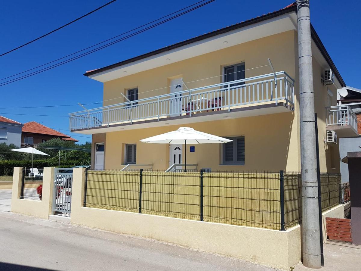 Ruza Apartmani ซาดาร์ ภายนอก รูปภาพ
